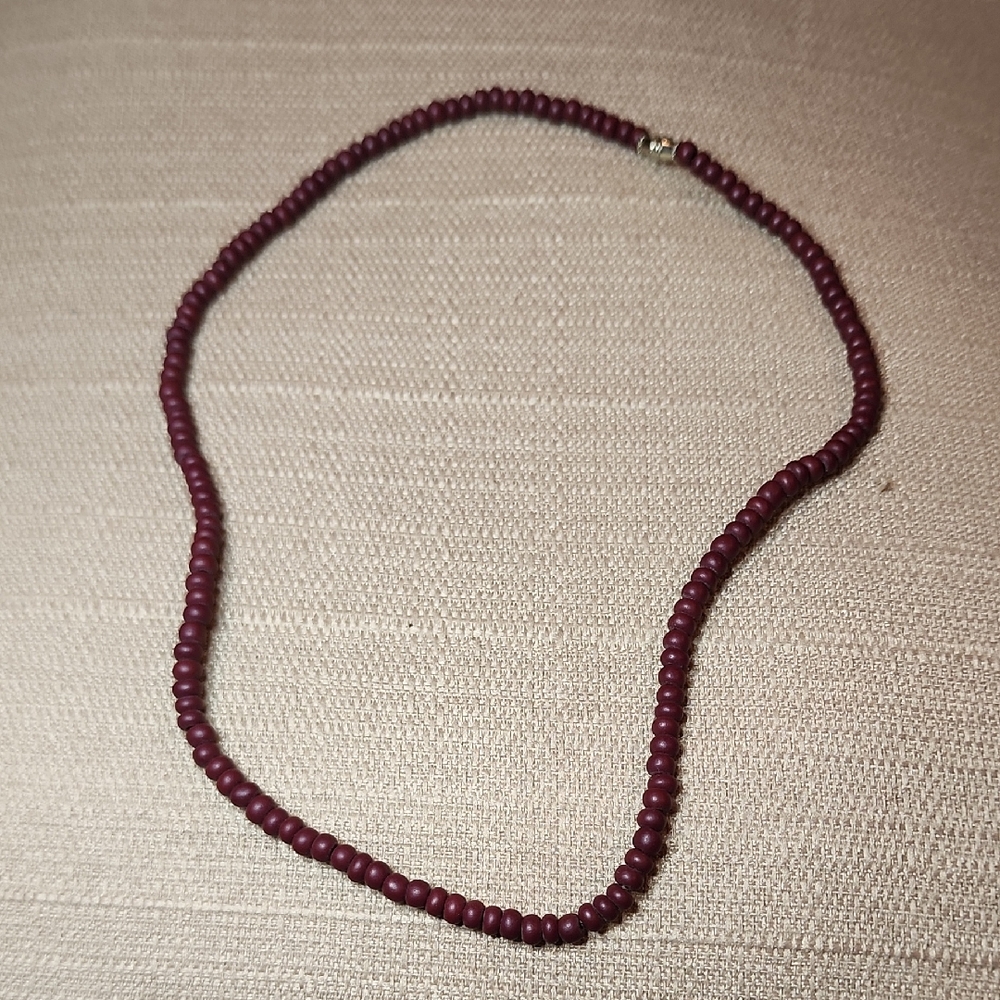 Wine Colored Beaded Choker, Pre-Owned in Excellent Condition